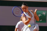 « Un missile est tombé à 100 mètres de chez mes parents ce matin » : Marta Kostyuk en larmes après sa victoire à Roland-Garros