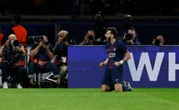 PSG-Atalanta : le slalom victorieux de Khvicha Kvaratskhelia dans la défense bergamasque en vidéo