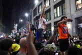 Knicks-Spurs (107-106) : Victor Wembanyama chambré et visé par des jets d’objet devant son hôtel par des fans new yorkais