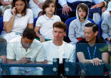 Open d’Australie : week-end tennis pour Léon Marchand, présent dans les tribunes pour la finale Sinner-Zverev