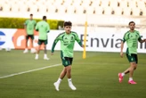 Mexique-Afrique du Sud : trois choses à savoir sur Gilberto Mora, le plus jeune joueur du Mondial