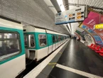 « On est en train d’étouffer » : à Paris, la ligne 13 du métro bloquée pendant une heure en pleine canicule