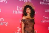 « Mon ruban rose » : l’ex-Miss France Vaimalama Chaves se rase la tête et fait don de ses cheveux pour Octobre rose