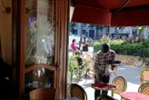 « On a cru à une attaque terroriste » : saccagé par des hooligans, L’Atmosphère, à Paris, réclame 100 000 euros en justice