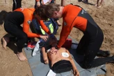 « Ca n’arrive pas tous les jours mais ça peut arriver» : dernières répétitions pour les sauveteurs normands de la SNSM avant un été sur les plages