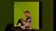 VIDÉO. Marseille : une famille de Parisiens portant des maillots du PSG exfiltrée par la police