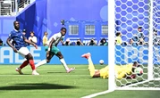 France-Sénégal : poteau de Jackson et frayeur pour Maignan, la plus belle occasion de la première période pour les Lions