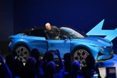 Dieppe fier de la marque Alpine et de son nouveau crossover électrique fabriqué sur place