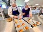 Entrée, plat et dessert pour 5 euros par convive : 56 collégiens participent à un concours de cuisine dans l’Eure