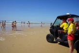« Au moins 5 000 personnes sur la plage ce lundi de Pâques ! » : dans les Landes, des nageurs-sauveteurs toute l’année