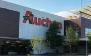 Auchan va fermer son entrepôt de Cournon-d’Auvergne : 183 salariés sous le choc