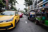 Un boxeur écossais de 22 ans meurt après une chute d’un tuk-tuk en Thaïlande
