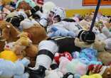 Hockey sur glace : 102 343 peluches lancées en plein match, le spectaculaire record du monde des Hershey Bears