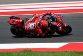 Moto GP : la vidéo de la chute effrayante de Marc Marquez et de Marco Bezzecchi au GP d’Indonésie