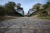 Nouvelle entrée dans Arenberg, secteur inédit, pavés poussiéreux… On a suivi la reconnaissance de Paris-Roubaix