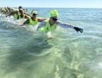 «C’est la meilleure des pratiques pour se tenir en forme» : l’addiction positive au longe-côte à Canet-en-Roussillon