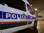 Après le décès d’un homme percuté par une voiture de la BAC, des jeunes s’attaquent au commissariat de Houilles