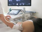 Une médecin ne décèle pas la trisomie 21 pendant une échographie, elle doit payer 300 000 d’indemnités aux parents