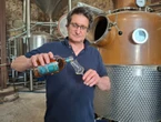 À Pecqueuse, la Fabrique à alcools joue la carte locale et devient la Distillerie de Chevreuse