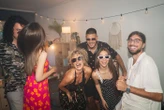 Airbnb, Booking… Face aux fêtes dans les locations, quels moyens d’action pour les voisins ?