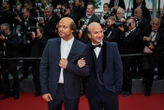 Pourquoi Kev Adams et Michaël Youn ont monté les marches du Festival de Cannes avec une calvitie ?