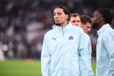 « Je suis hors de danger » : après son malaise sur la pelouse face à Angers, le milieu de l’OM Bilal Nadir donne de ses nouvelles