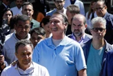 Brésil : Jair Bolsonaro quitte l’hôpital trois semaines après une lourde opération de l’abdomen