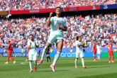 Norvège-France : Désiré Doué marque son premier but de la tête en carrière... et son premier en Coupe du monde
