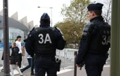« C’était un jeu débile » : deux CRS alcoolisés simulent un combat, l’un reste handicapé à vie