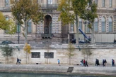 Cambriolage au Louvre : « Ils vont quitter, ils vont quitter »... Les images des braqueurs qui fuient le musée