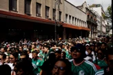 « Arrêtez de pousser, il y a des enfants » : bousculades entre supporters à Mexico avant le match d’ouverture du Mondial 2026