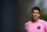 Football : Luis Suarez suspendu six matchs pour avoir craché sur un membre du staff adverse