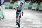 Tour de France : « Je ne voulais vraiment pas tricher », les excuses de Lenny Martinez après son bidon collé