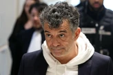 « On va me revoir » : Stéphane Plaza, « le cœur meurtri », sort du silence après ses affaires judiciaires