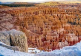 Deux randonneurs chutent de 115 m avec leur chatte dans un canyon de l’Utah, seul l’animal s’en sort vivant
