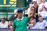 Tennis : Jannik Sinner invité surprise du chanteur Andrea Bocelli