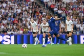 France-Allemagne : la vidéo du pénalty de Geyoro après un carton rouge allemand pour tirage de cheveux