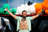 MMA : McGregor suspendu 18 mois pour infraction aux règles antidopage, mais disponible pour le combat à la Maison-Blanche