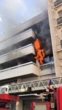 « Grosse fumée » : un incendie en cours dans le XVIIe arrondissement de Paris, les pompiers sur place