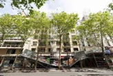 Paris : l’échafaudage d’un immeuble s’effondre devant l’entrée d’un supermarché