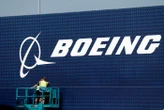 Hausse des salaires, primes, octroi d’actions : vers une sortie de crise à Boeing après trois mois de grève ?