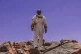 « Le Grand Déplacement » de Jean-Pascal Zadi : une comédie spatiale à la fois solaire et lunaire