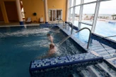 « Intelligent, débrouillard et serviable » : un garçon de 12 ans meurt aspiré par la buse d’un jacuzzi pendant ses vacances en Italie