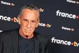 « Il a inventé un ton, un style » : le monde de la télévision rend hommage à Thierry Ardisson