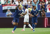 France-Irak : la vidéo de la frappe exceptionnelle du pied gauche de Kylian Mbappé pour sa 100e sélection