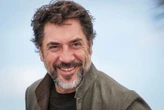 Tribune anti-Bolloré : Javier Bardem, Ken Loach et Mark Ruffalo parmi les 2 860 nouveaux signataires