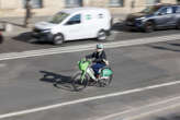 À Paris, les seniors invités à s’essayer au vélo électrique