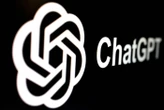 Une « dépendance malsaine » : des parents accusent ChatGPT d’avoir entretenu une relation avec leur fils, avant de le pousser au suicide