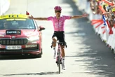 Tour de France 2026 : sur la 18e étape, enfin le triomphe pour Richard Carapaz, les favoris se neutralisent
