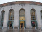 « Laisse-toi faire, je vais m’occuper de toi » : il agresse sexuellement une agente SNCF en gare de Versailles-Chantiers